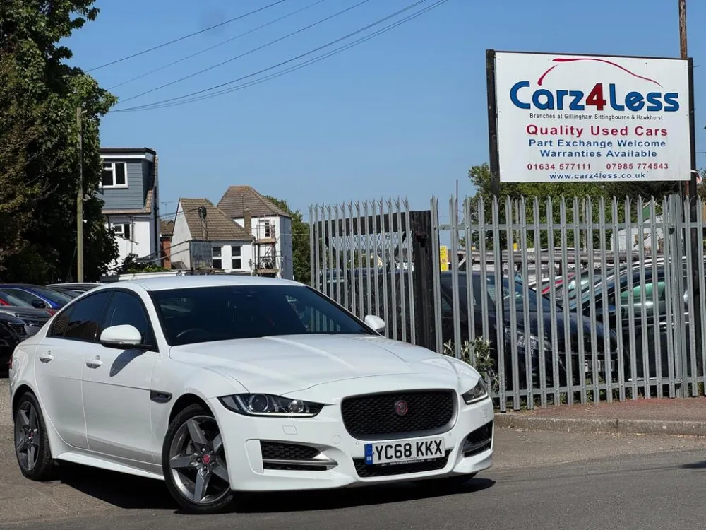2018 Jaguar xe